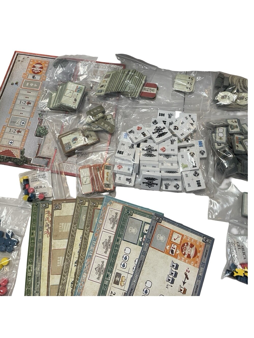 Teotihuacan City of Gods Board andDice Game w Late Preclassic Expansion & Insert - Picture 6 of 11